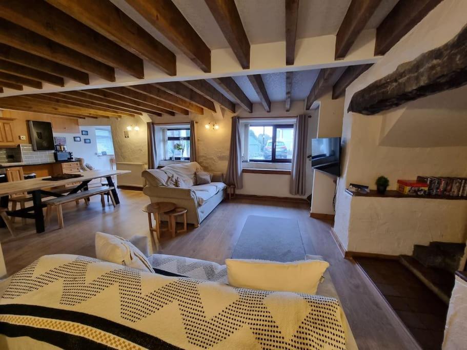 Yr Hen Efail Villa Ederyn Exteriör bild